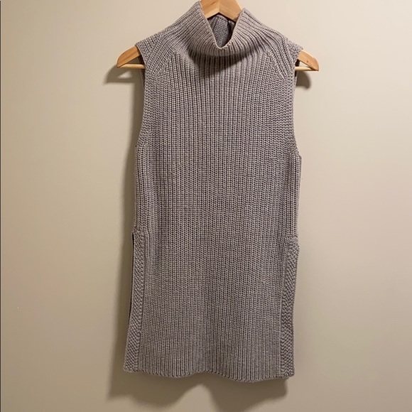 Aritzia // Wilfred Durandal Sleeveless Sweater - Picture 4 of 13